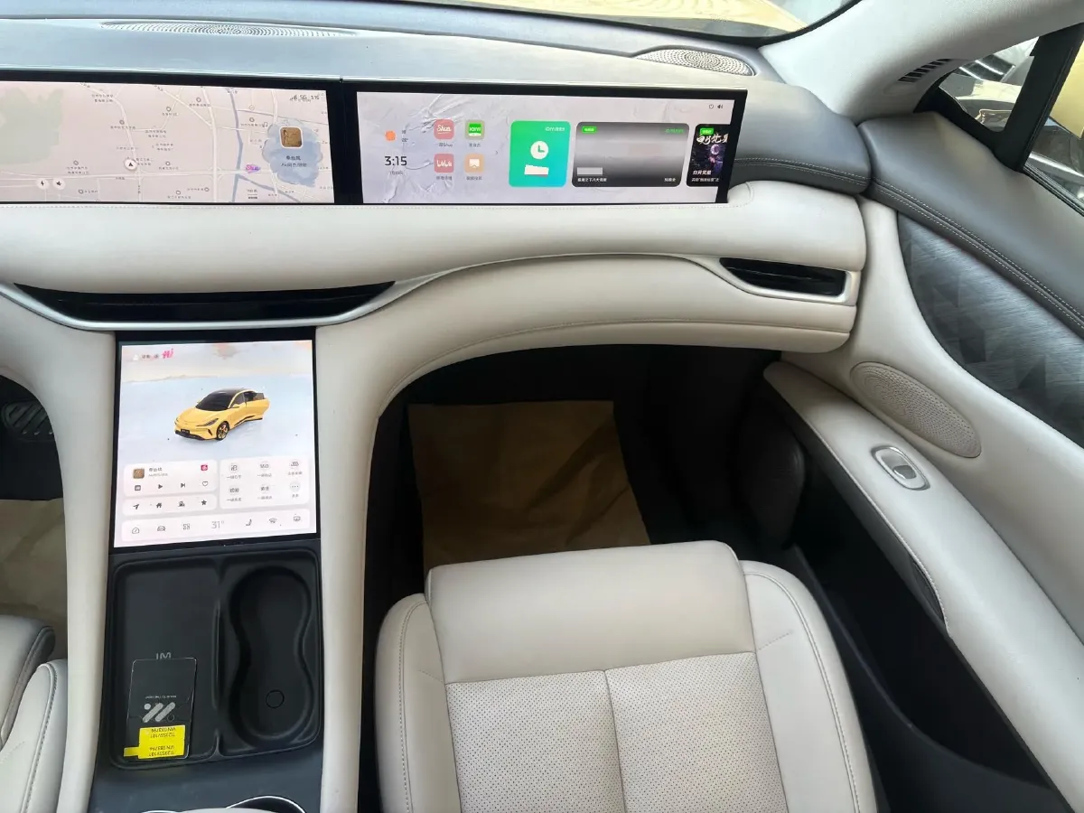 2023 IM LS6 BEV 71KWH,autocango,china used car exporter,china ev exporter,chinese used car exporter,chinese used ev exporter