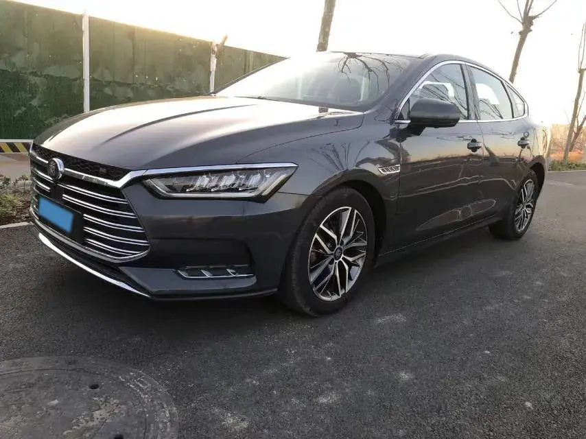 2019 BYD Song 1.5T 154HP L4 6DCT PHEV 17.6KWH