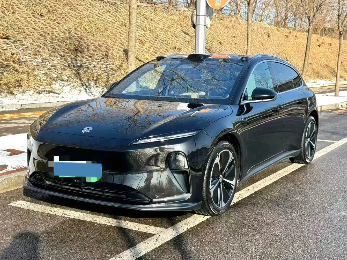 2024 NIO ET5T BEV 75KWH