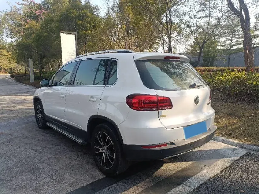 2015 Volkswagen Tiguan 1.8T 160HP L4 6AT,autocango,china used car exporter,china ev exporter,chinese used car exporter,chinese used ev exporter