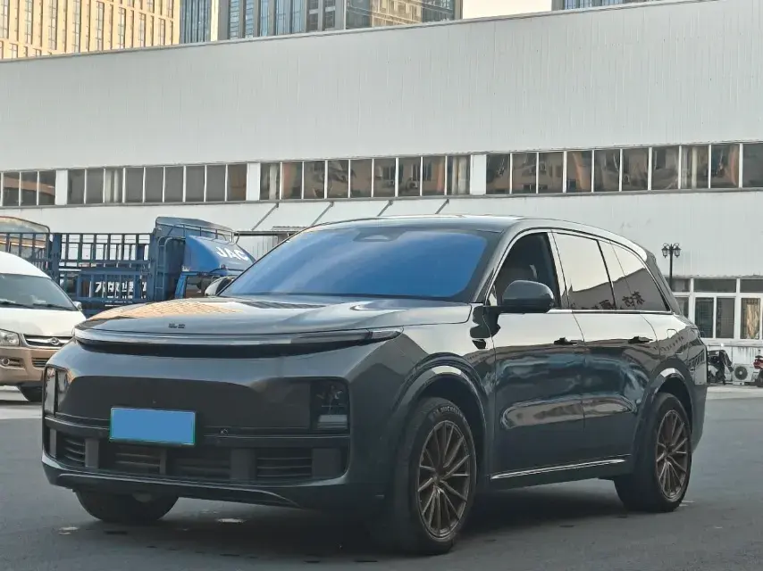 2023 Li L8 Range Extended 154HP REEV 40.9KWH