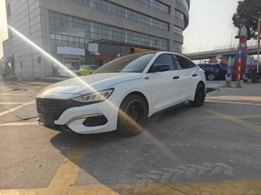2019 Hyundai La Festa 1.6T 204HP L4 7DCT