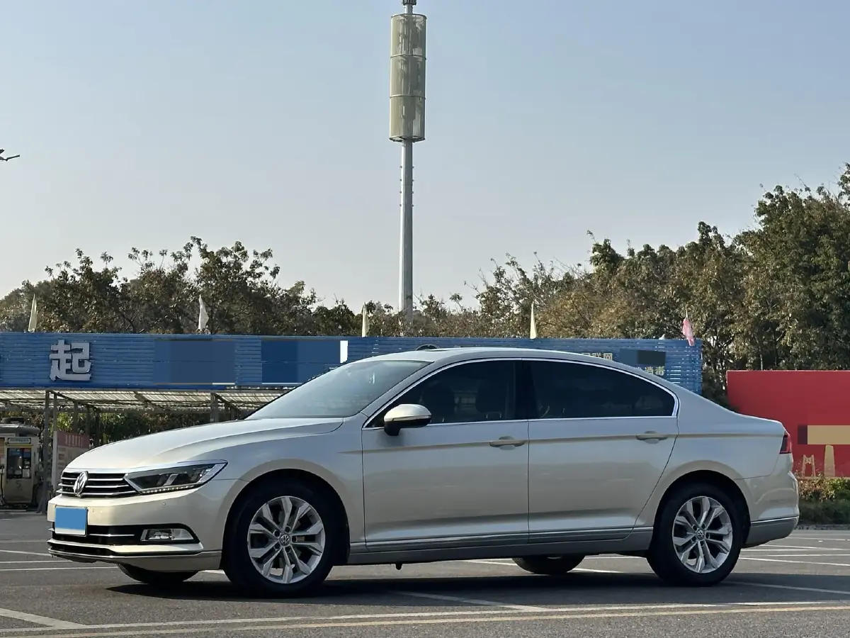 2018 Volkswagen Magotan 1.8T 180HP L4 7DCT