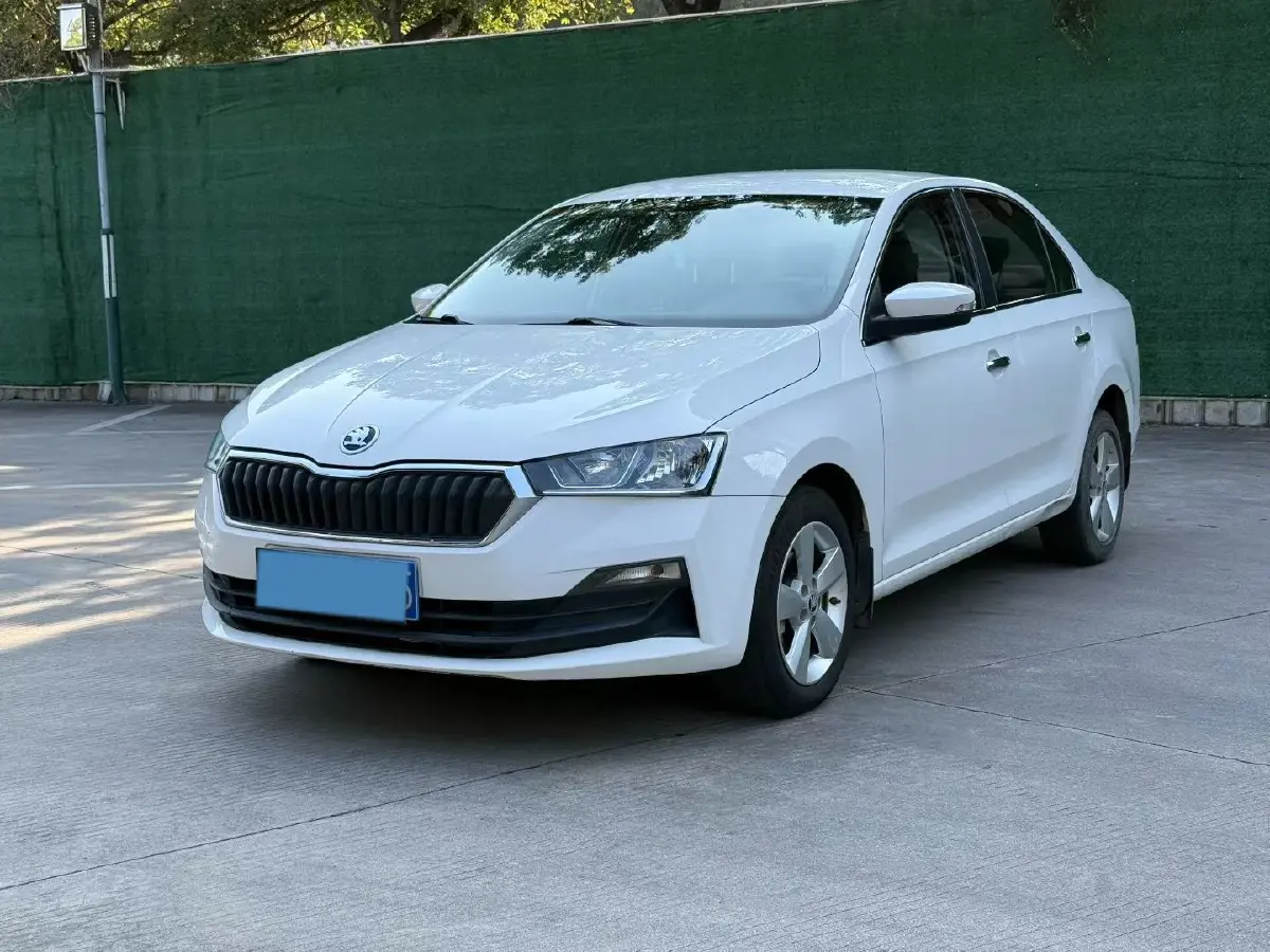 2020 Skoda Rapid 1.5L 112HP L4 5MT