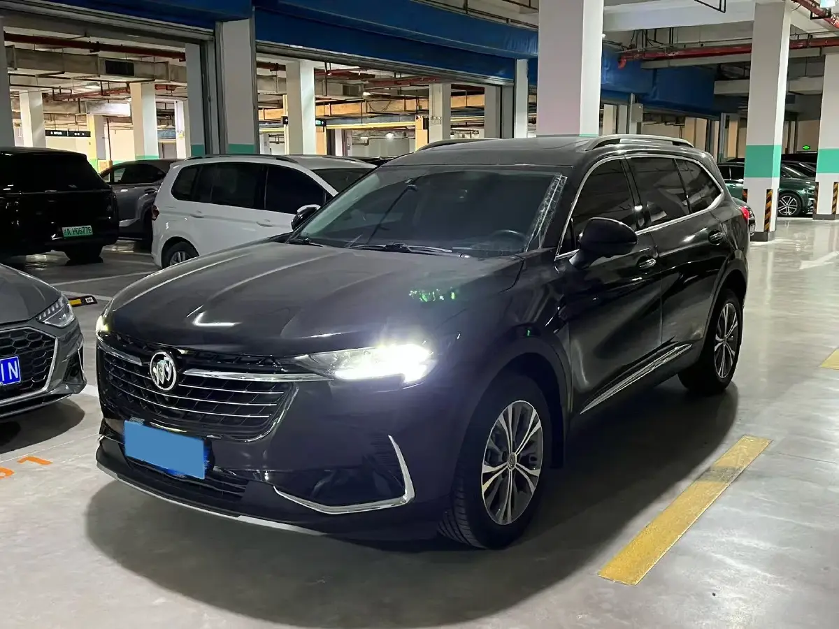 2022 Buick EnvisionPlus 2.0T 237HP L4 9AT