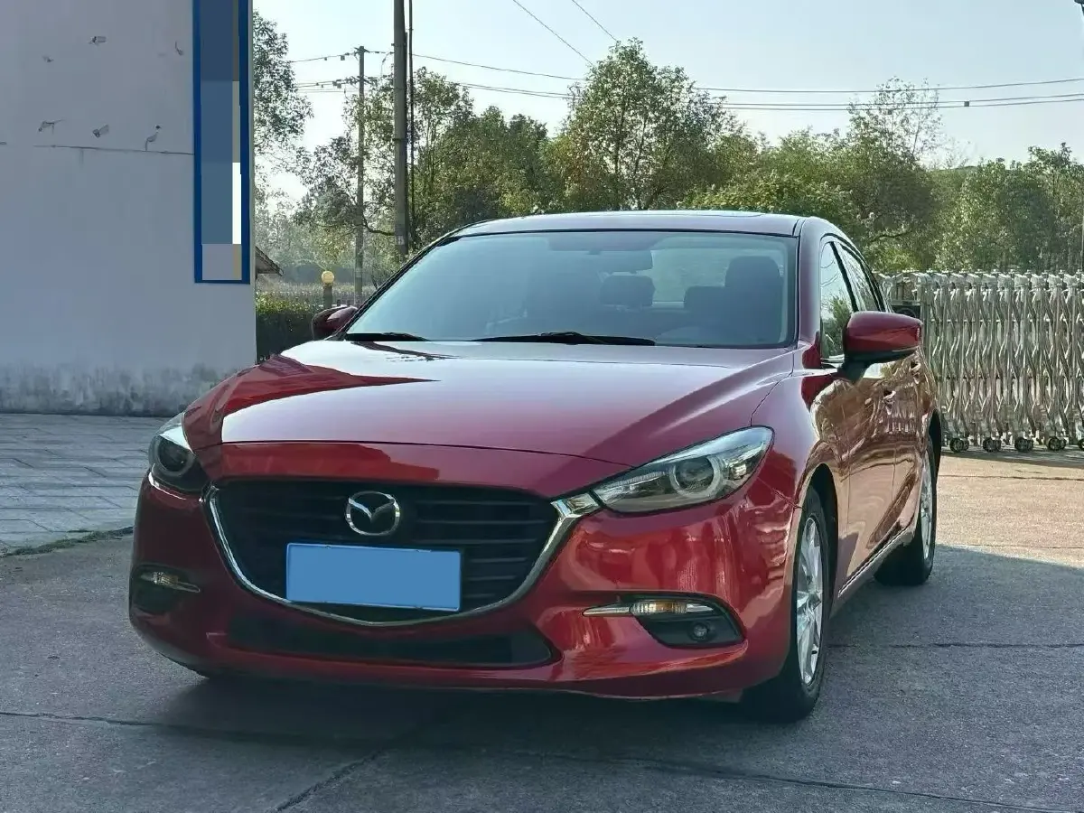 2017 Mazda 3 Axela 1.5L 117HP L4 6AT