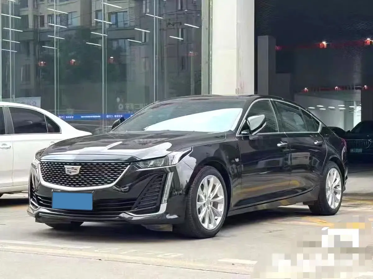 2022 Cadillac CT5 2.0T 237HP L4 10AT