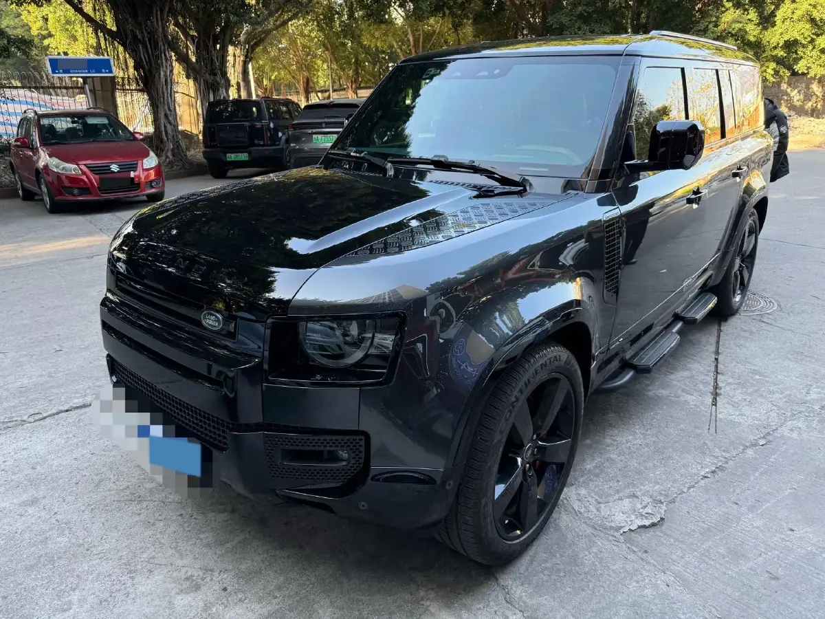 2023 Land Rover Defender 3.0T 400HP L6 8AT