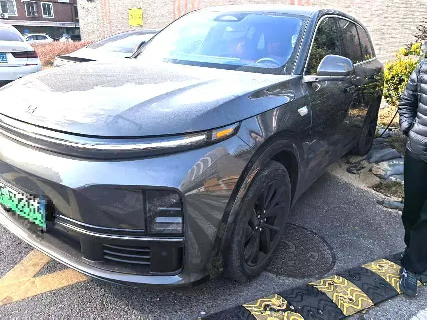 2023 Li L7 Range Extended 154HP REEV 40.9KWH