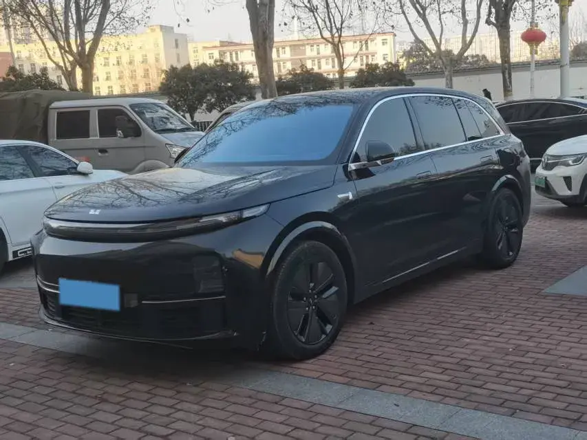 2024 MG Cyberster BEV 64KWH