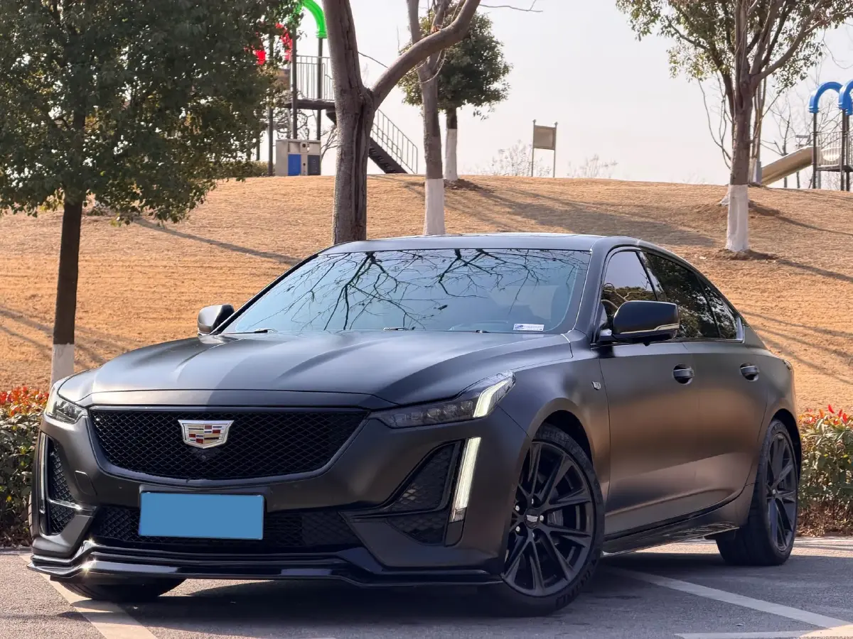 2020 Cadillac CT5 2.0T 241HP L4 10AT