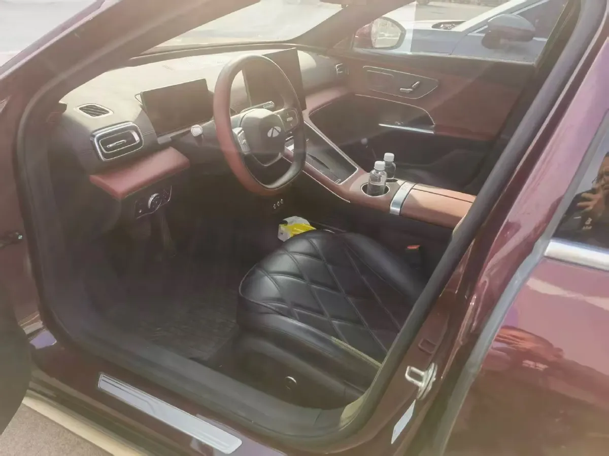 2025 Fulwin FulwinA9L 1.5T 156HP L4 1DHT PHEV,autocango,china used car exporter,china ev exporter,chinese used car exporter,chinese used ev exporter