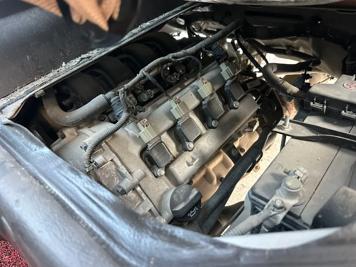 2021 NLM Motor QiTeng M70 1.5L 122HP L4 5MT,autocango,china used car exporter,china ev exporter,chinese used car exporter,chinese used ev exporter