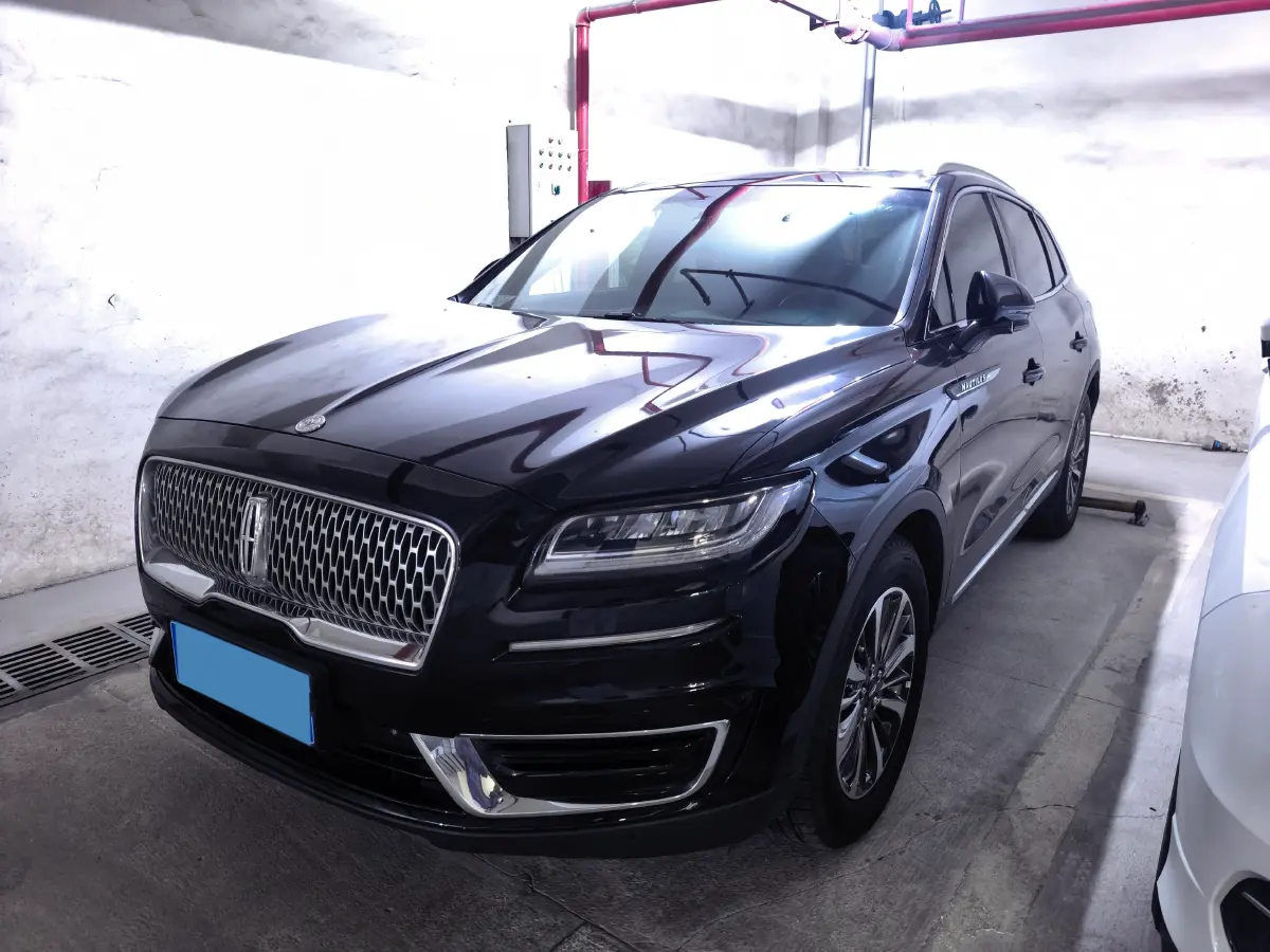 2019 Lincoln Nautilus 2.0T 224HP L4 8AT