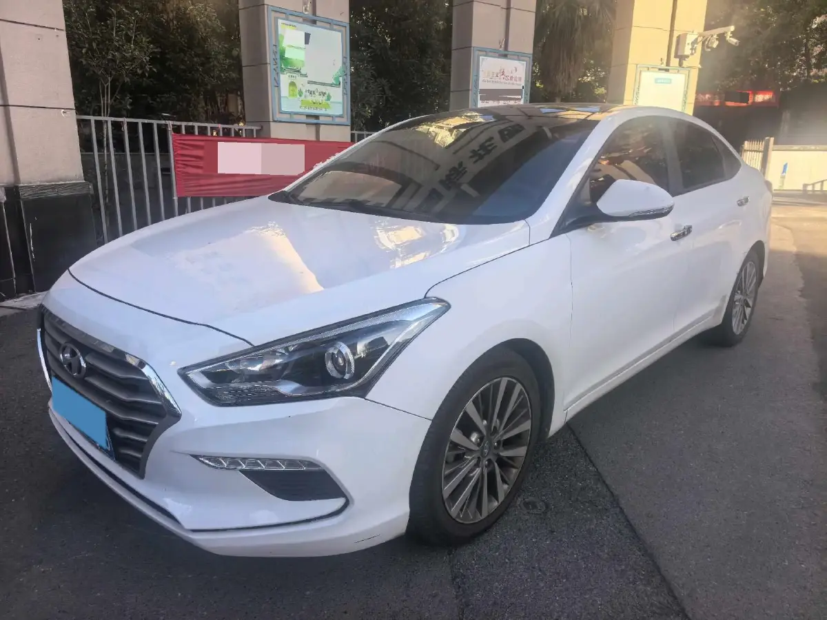2017 Hyundai Mistra 1.8L 143HP L4 6AT