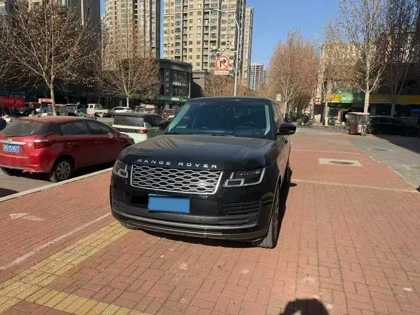 2021 Land Rover Range Rover 3.0T 400HP L6 8AT