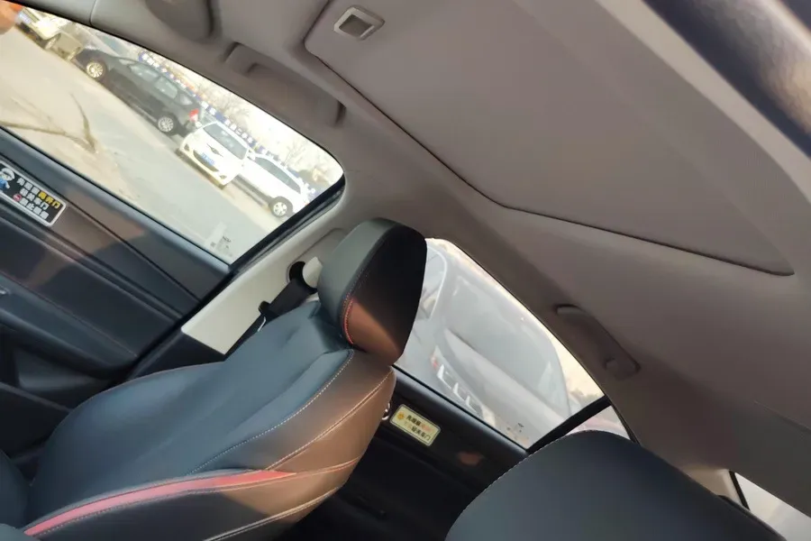 2021 Chery Arrizo 5 Plus 1.5L 116HP L4 5MT,autocango,china used car exporter,china ev exporter,chinese used car exporter,chinese used ev exporter