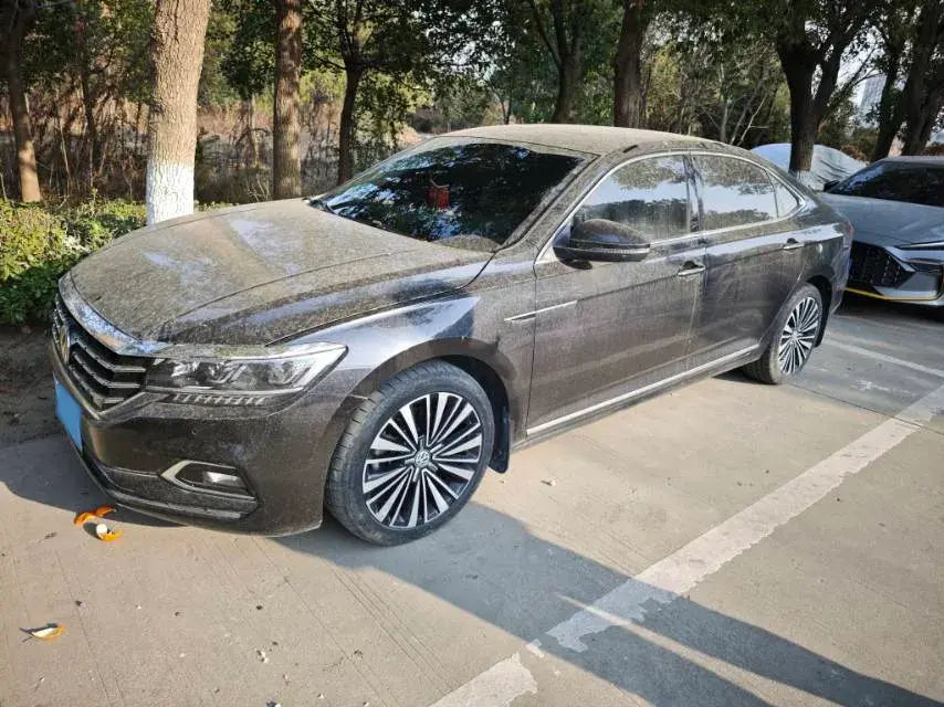 2019 Volkswagen Passat 2.0T 186HP L4 7DCT