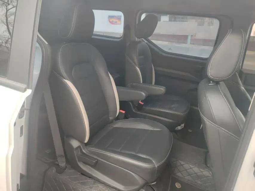 2021 WuLing ZhengChen 1.5T 147HP L4 6MT,autocango,china used car exporter,china ev exporter,chinese used car exporter,chinese used ev exporter