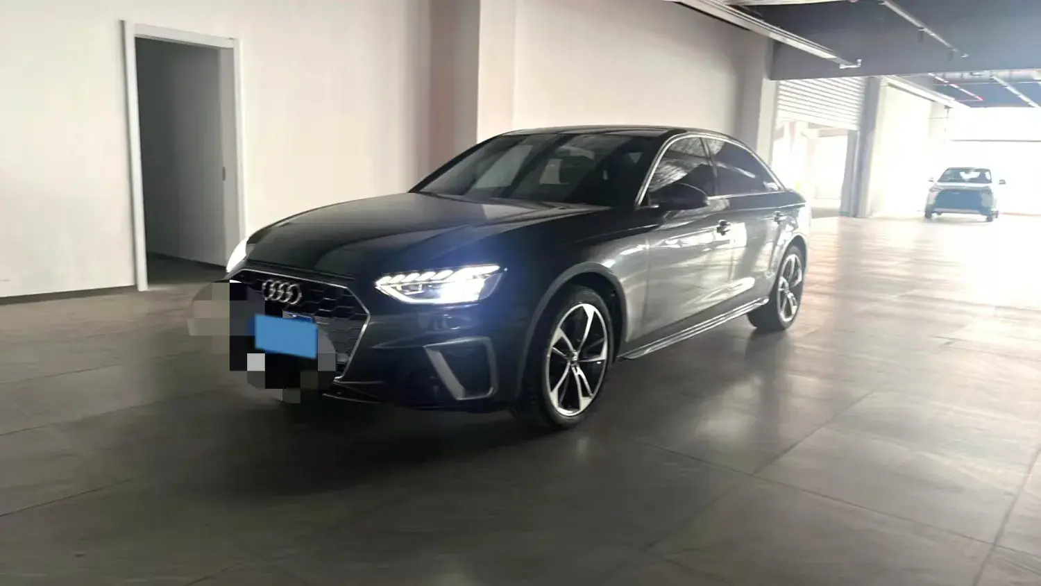 2022 Audi A4L 2.0T 190HP L4 7DCT