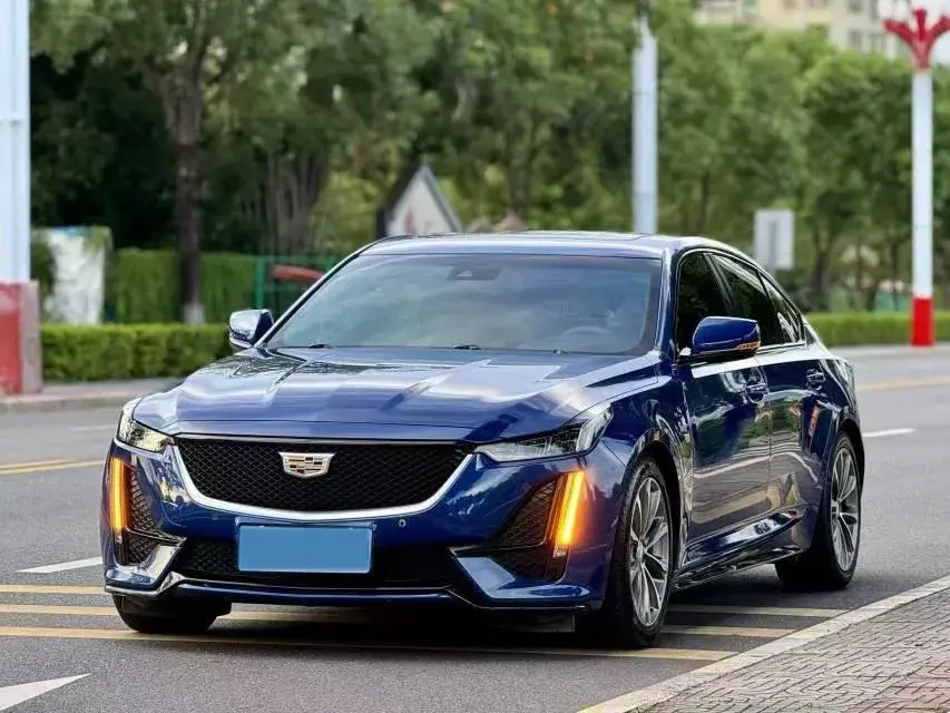 2020 Cadillac CT5 2.0T 237HP L4 10AT
