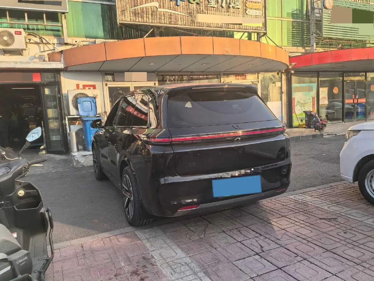 2024 Ford Bronco 2.3T 275HP L4 10AT,autocango,china used car exporter,china ev exporter,chinese used car exporter,chinese used ev exporter