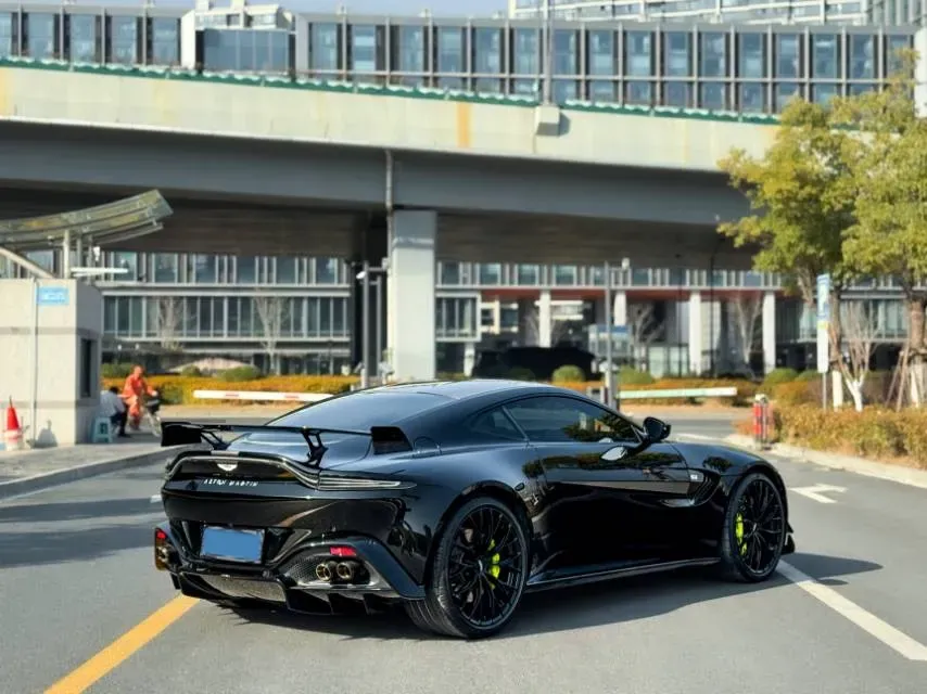 2021 Lorinser VS Series 2.0T 211HP L4 7AT,autocango,china used car exporter,china ev exporter,chinese used car exporter,chinese used ev exporter