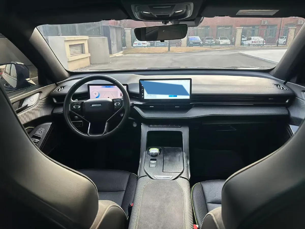 2022 Haval H6S 2.0T 211HP L4 7DCT,autocango,china used car exporter,china ev exporter,chinese used car exporter,chinese used ev exporter