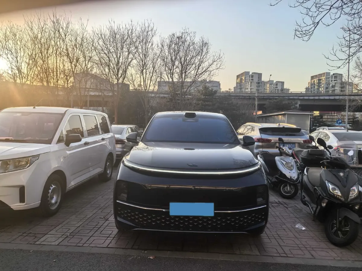 2024 Ford Bronco 2.3T 275HP L4 10AT,autocango,china used car exporter,china ev exporter,chinese used car exporter,chinese used ev exporter