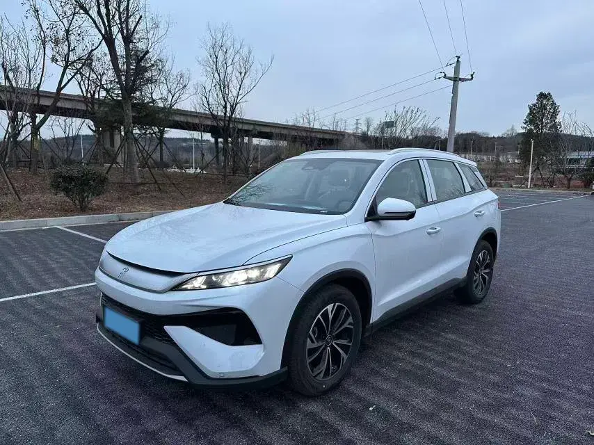 2025 BYD Song Pro 1.5L 101HP L4 E-CVT PHEV 18.3KWH