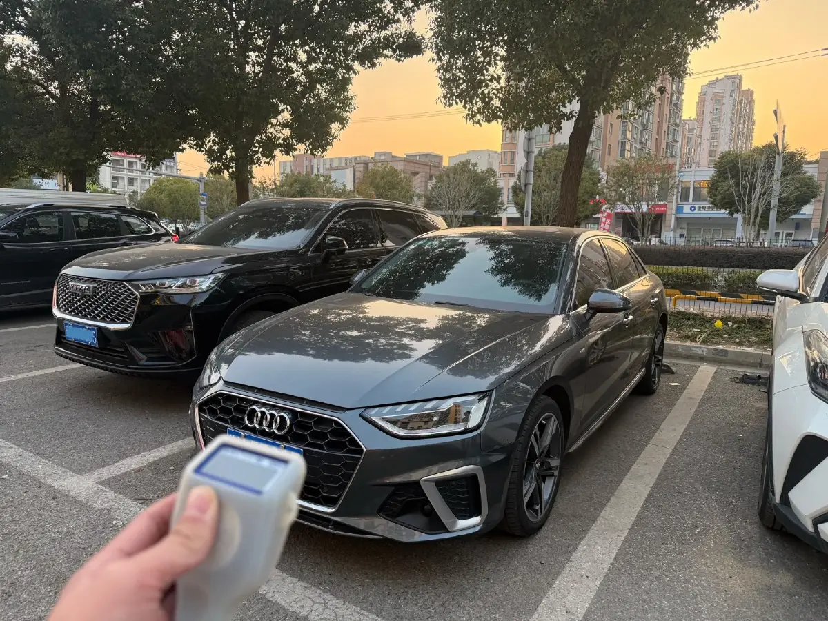 2020 Audi A4L 2.0T 190HP L4 7DCT