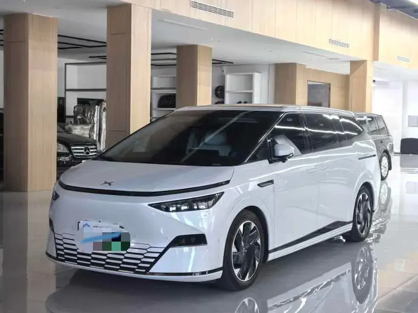 2024 Xpeng X9 BEV 101.5KWH