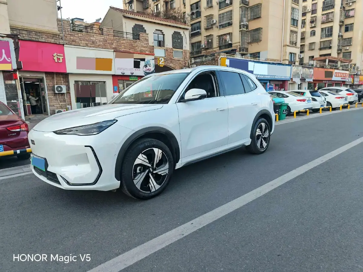 2024 Exceed LX 1.5T 156HP L4 CVT