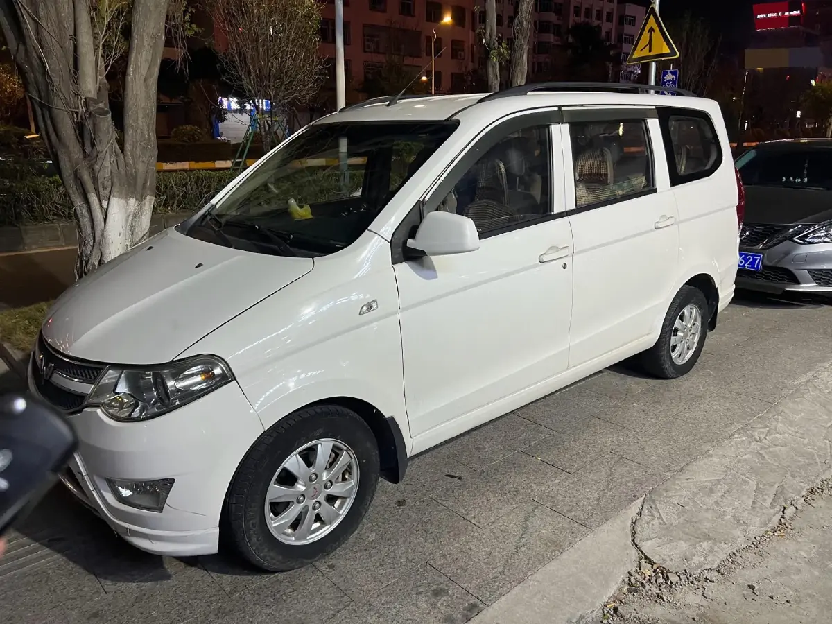 2016 WuLing HongGuang 1.5L 112HP L4 5MT