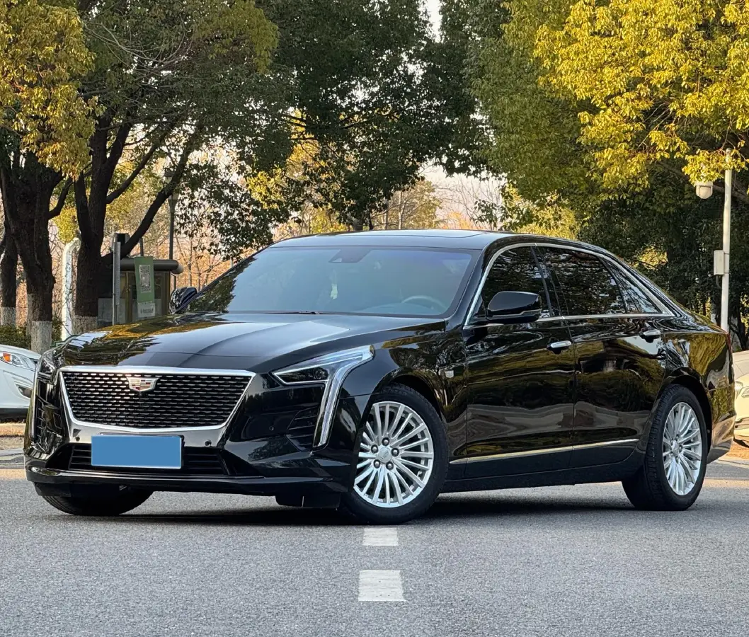 2022 Cadillac CT6 2.0T 237HP L4 10AT