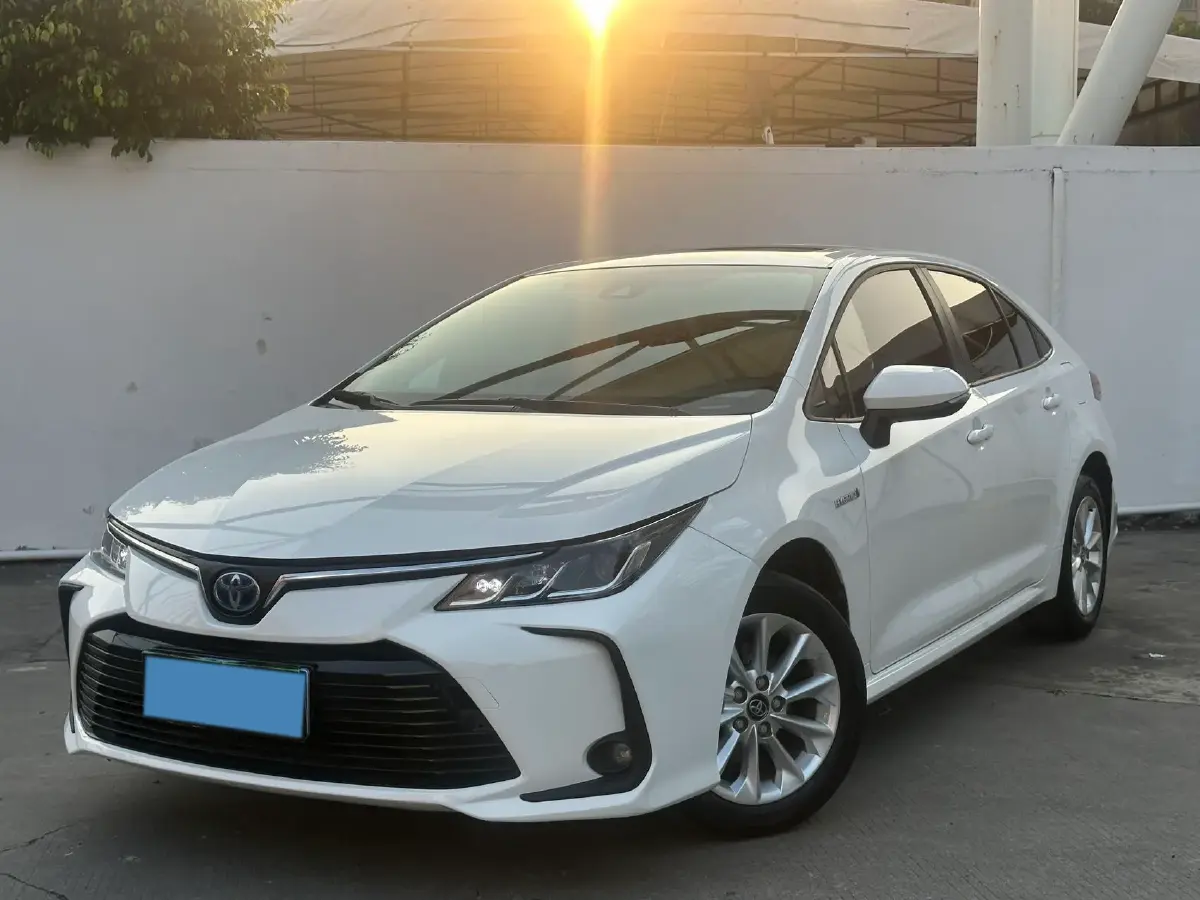 2022 Toyota Corolla 1.8L 98HP L4 E-CVT Hybrid