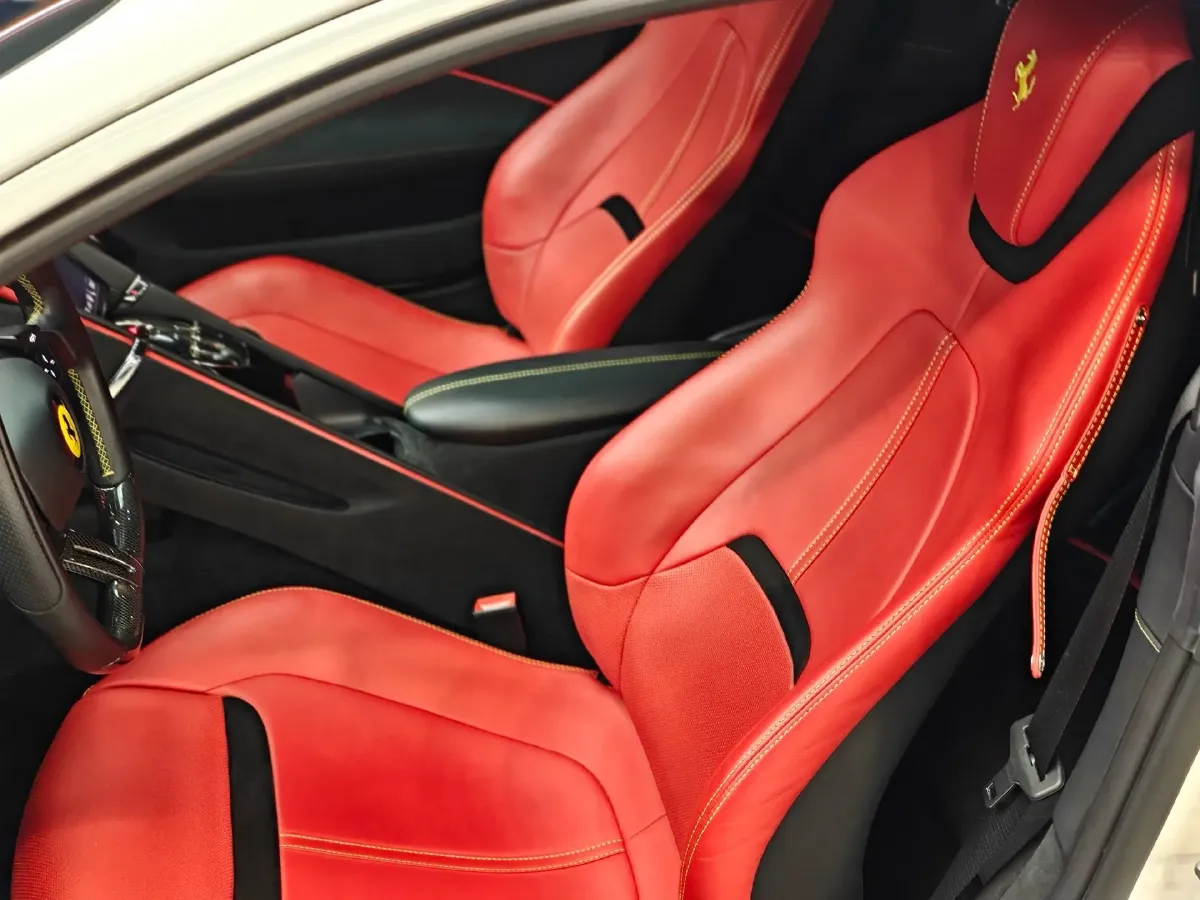 2020 Ferrari Roma 3.9T 620HP V8 8DCT,autocango,china used car exporter,china ev exporter,chinese used car exporter,chinese used ev exporter