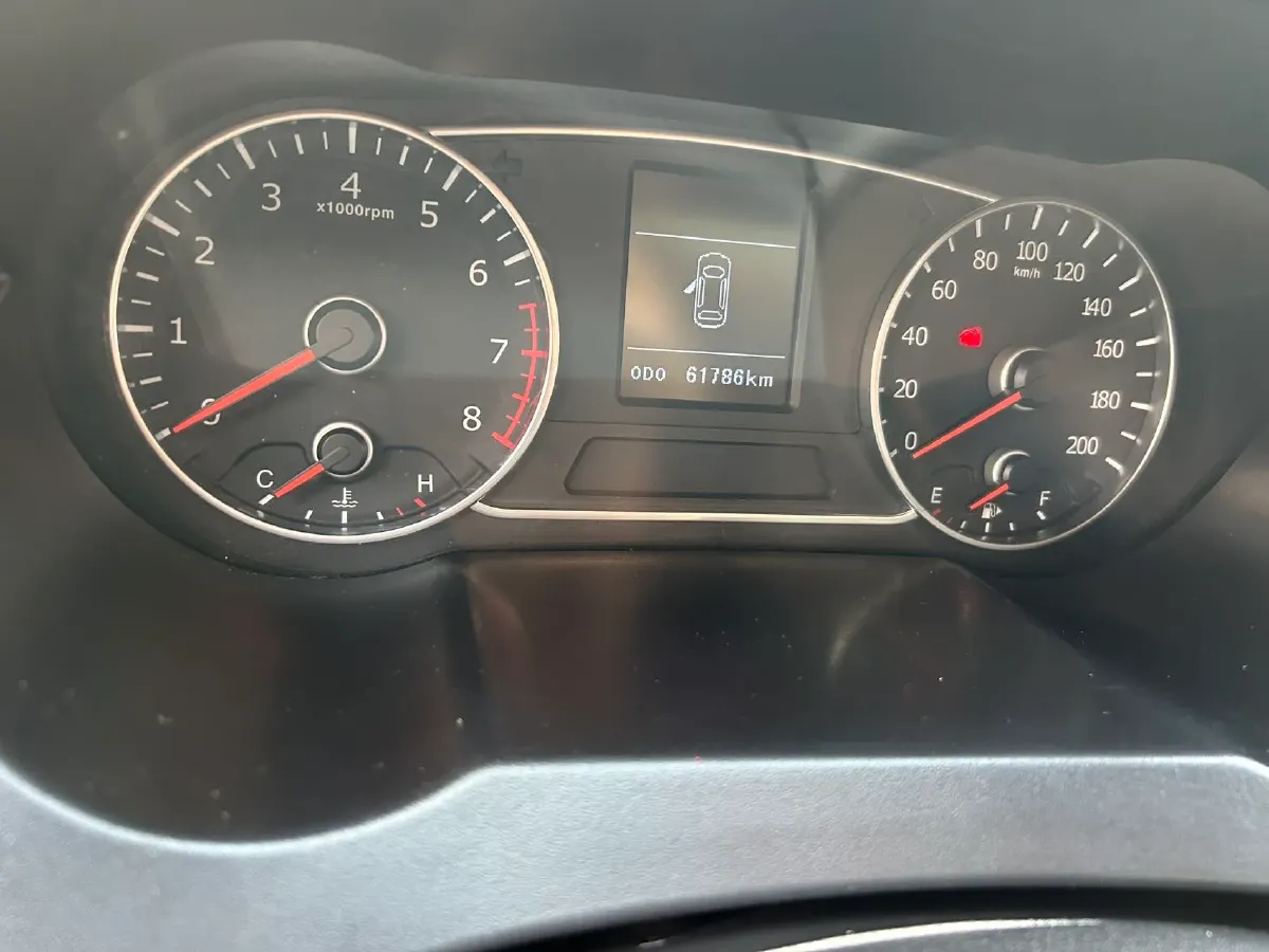 2016 Landwind X7 2.0T 190HP L4 8AT,autocango,china used car exporter,china ev exporter,chinese used car exporter,chinese used ev exporter