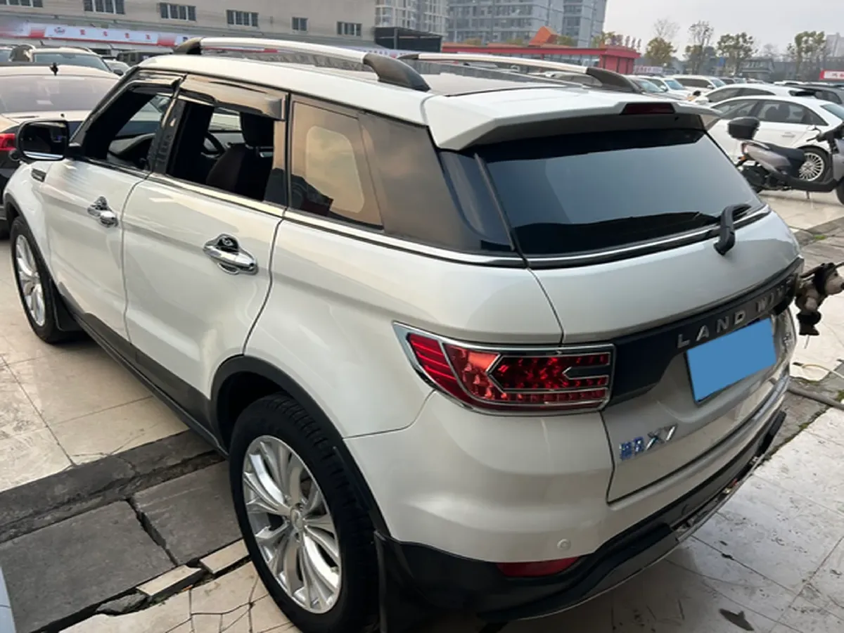 2016 Landwind X7 2.0T 190HP L4 8AT,autocango,china used car exporter,china ev exporter,chinese used car exporter,chinese used ev exporter