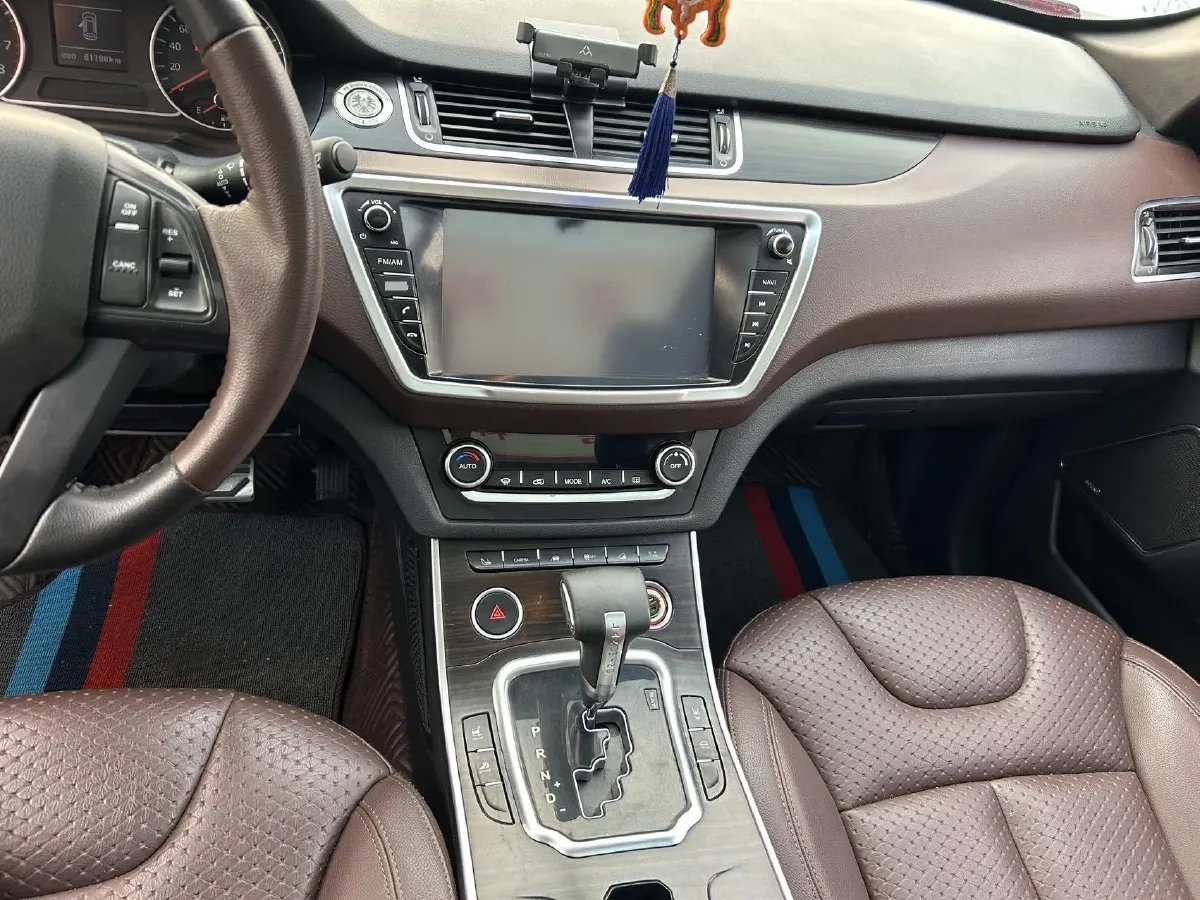 2016 Landwind X7 2.0T 190HP L4 8AT,autocango,china used car exporter,china ev exporter,chinese used car exporter,chinese used ev exporter