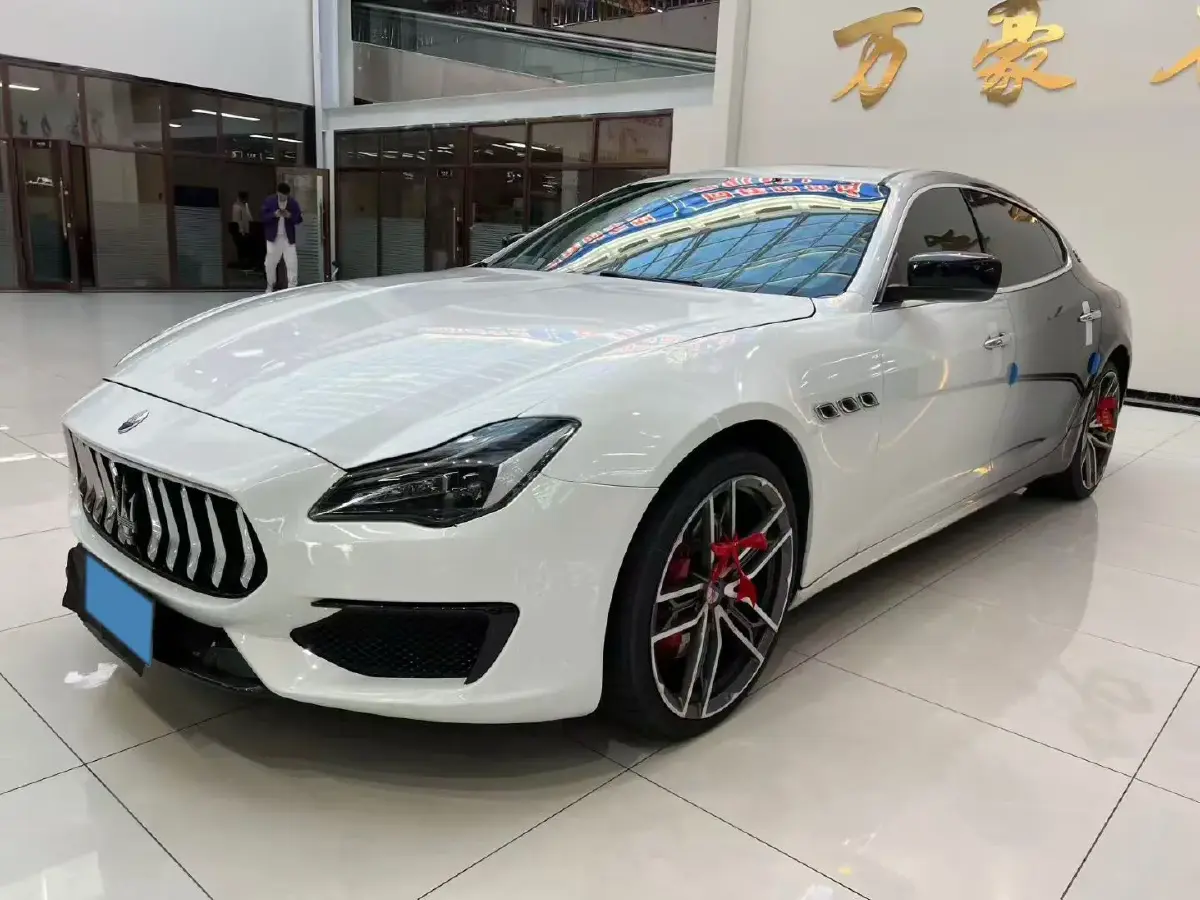 2014 Maserati Ghibli 3.0T 409HP V6 8AT