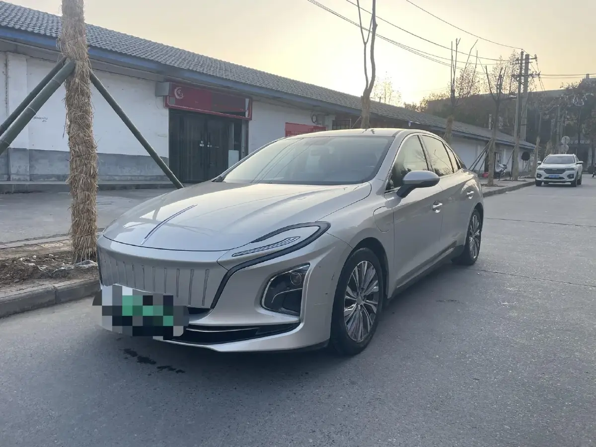 2023 HongQi E-QM5 BEV 82KWH