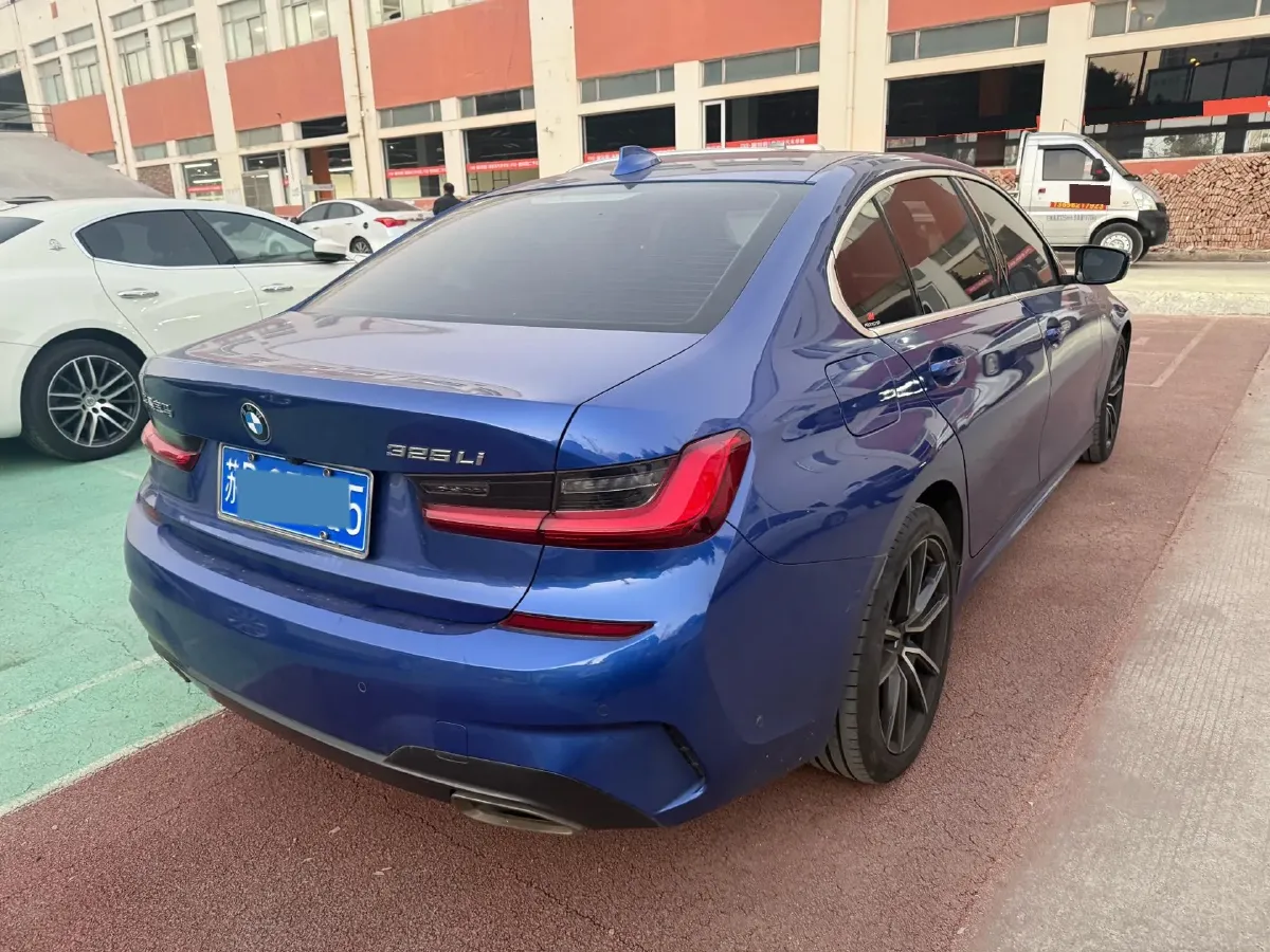 2020 BMW 3 Series 2.0T 184HP L4 8AT,autocango,china used car exporter,china ev exporter,chinese used car exporter,chinese used ev exporter