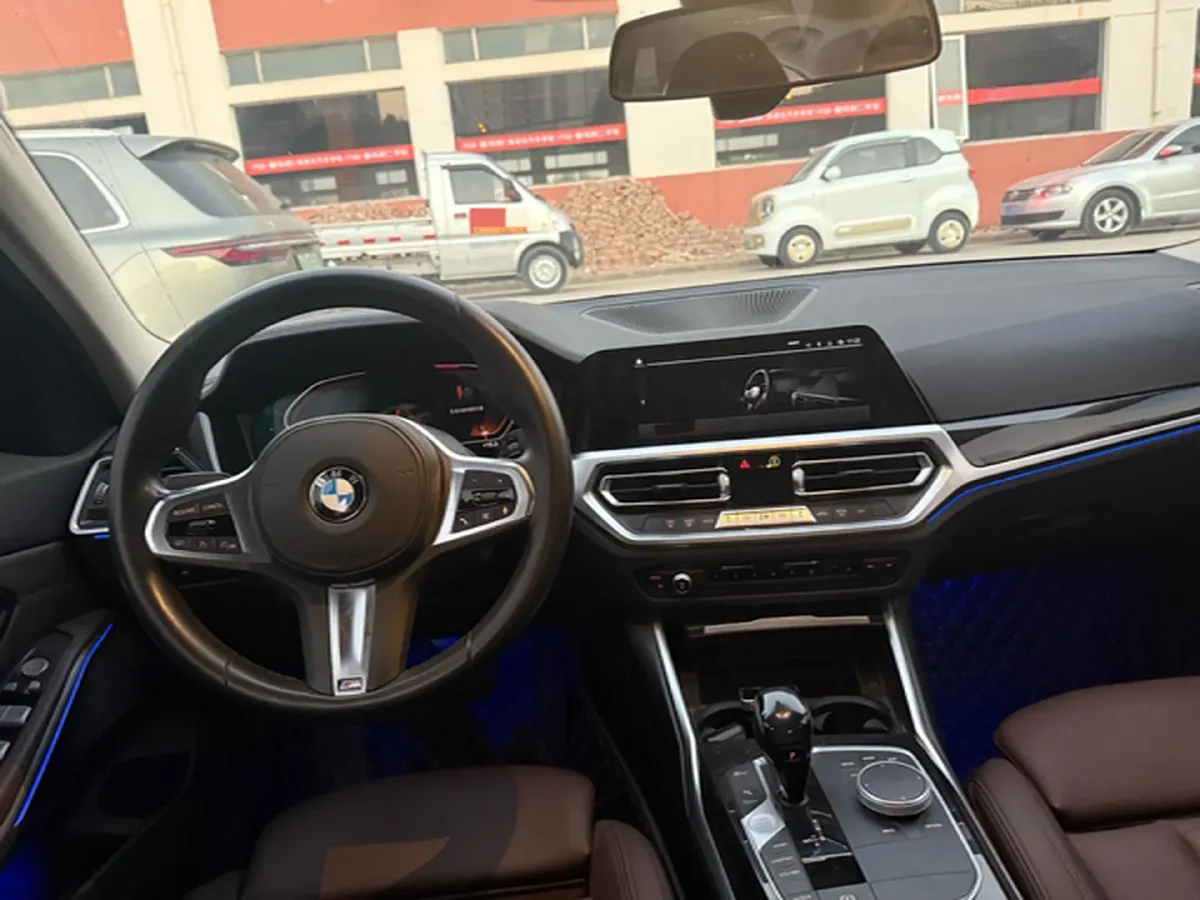 2020 BMW 3 Series 2.0T 184HP L4 8AT,autocango,china used car exporter,china ev exporter,chinese used car exporter,chinese used ev exporter