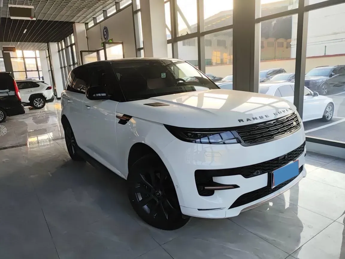 2024 Land Rover Range Rover Sport 3.0T 400HP L6 8AT,autocango,china used car exporter,china ev exporter,chinese used car exporter,chinese used ev exporter