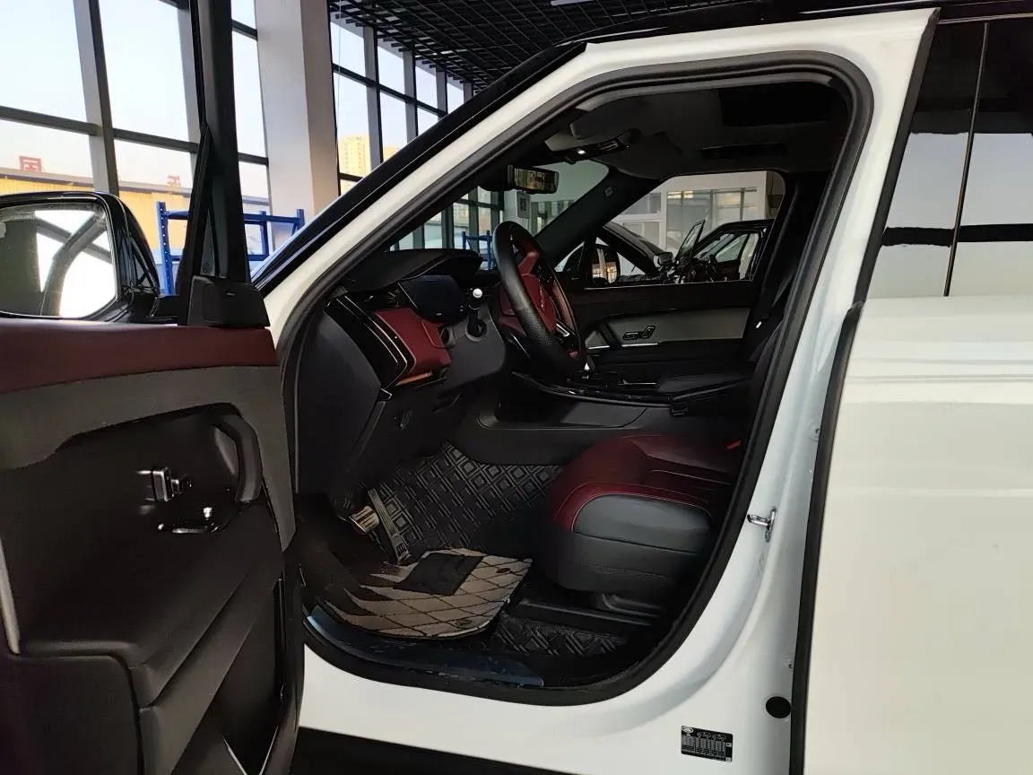 2024 Land Rover Range Rover Sport 3.0T 400HP L6 8AT,autocango,china used car exporter,china ev exporter,chinese used car exporter,chinese used ev exporter