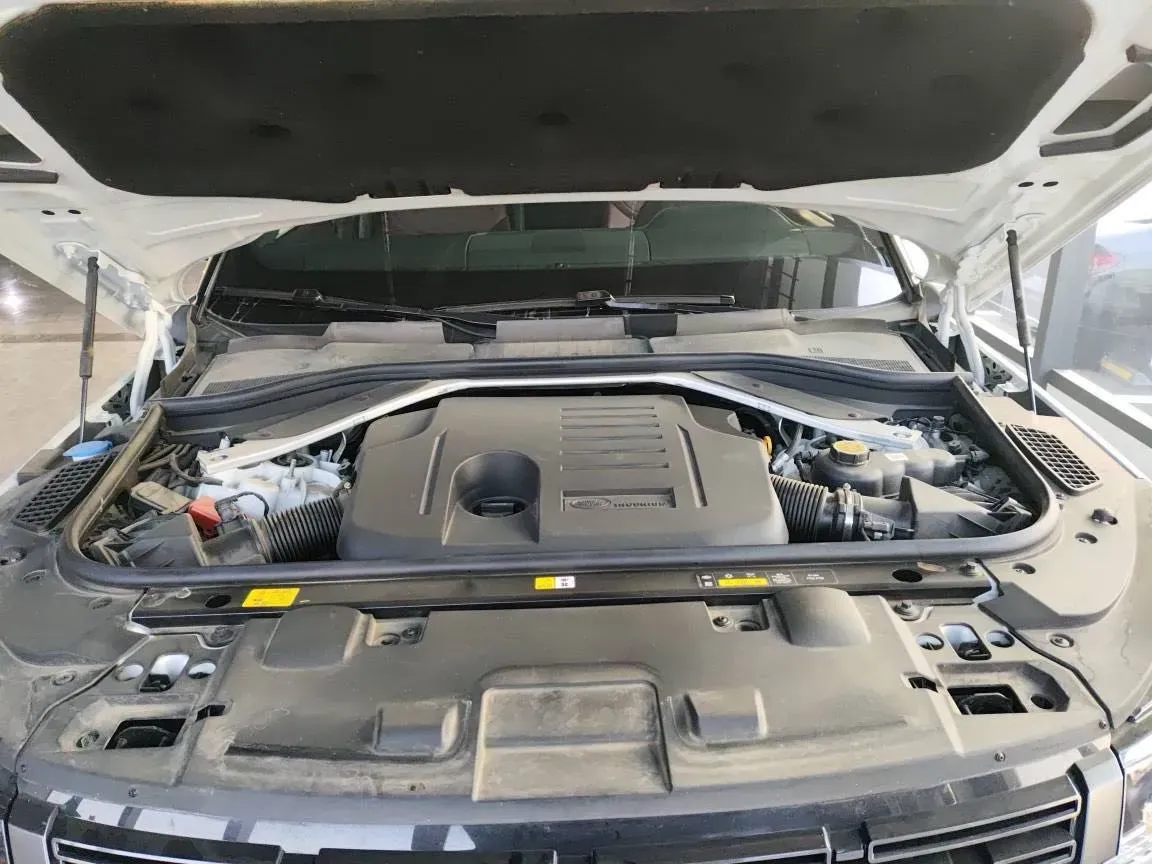 2024 Land Rover Range Rover Sport 3.0T 400HP L6 8AT,autocango,china used car exporter,china ev exporter,chinese used car exporter,chinese used ev exporter
