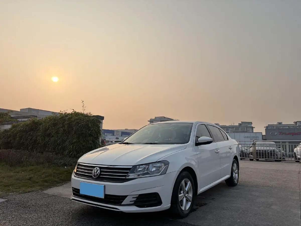2021 Volkswagen Lavida 1.5L 113HP L4 5MT