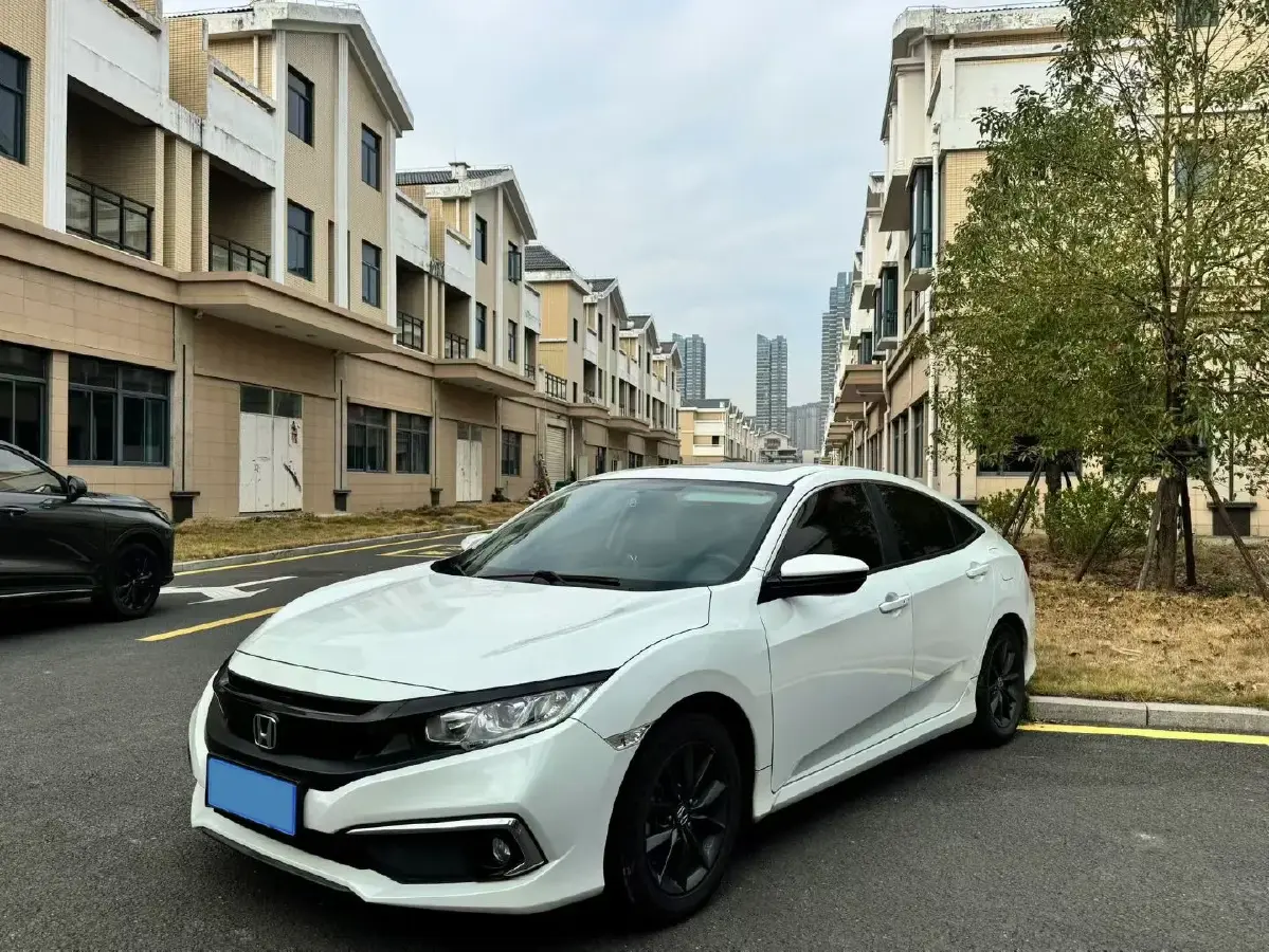 2019 Honda Civic 1.5T 177HP L4 CVT