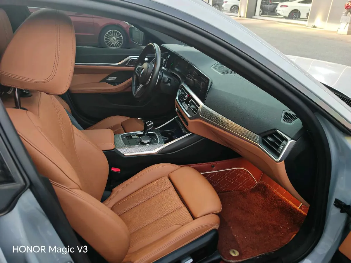 2022 BMW 8 Series 3.0T 333HP L6 8AT,autocango,china used car exporter,china ev exporter,chinese used car exporter,chinese used ev exporter